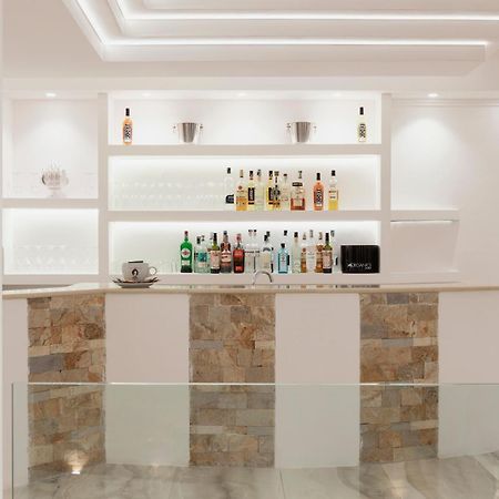 Jonium Hotel - Amazing Sea View And Swimming Pool Pulsano Exterior photo