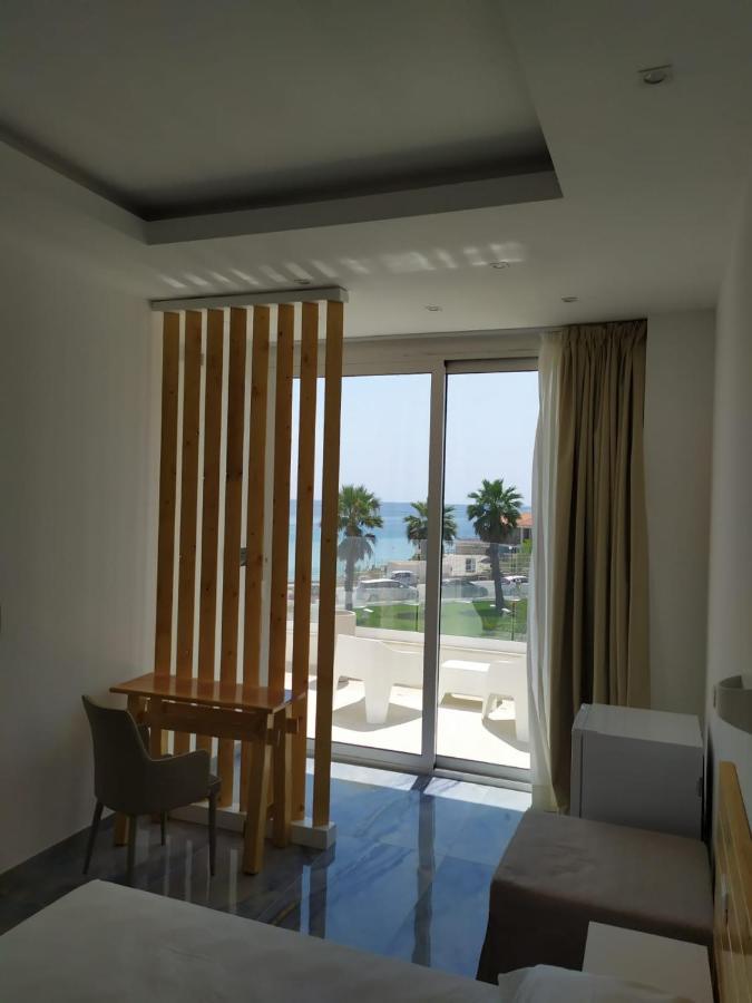 Jonium Hotel - Amazing Sea View And Swimming Pool Pulsano Exterior photo