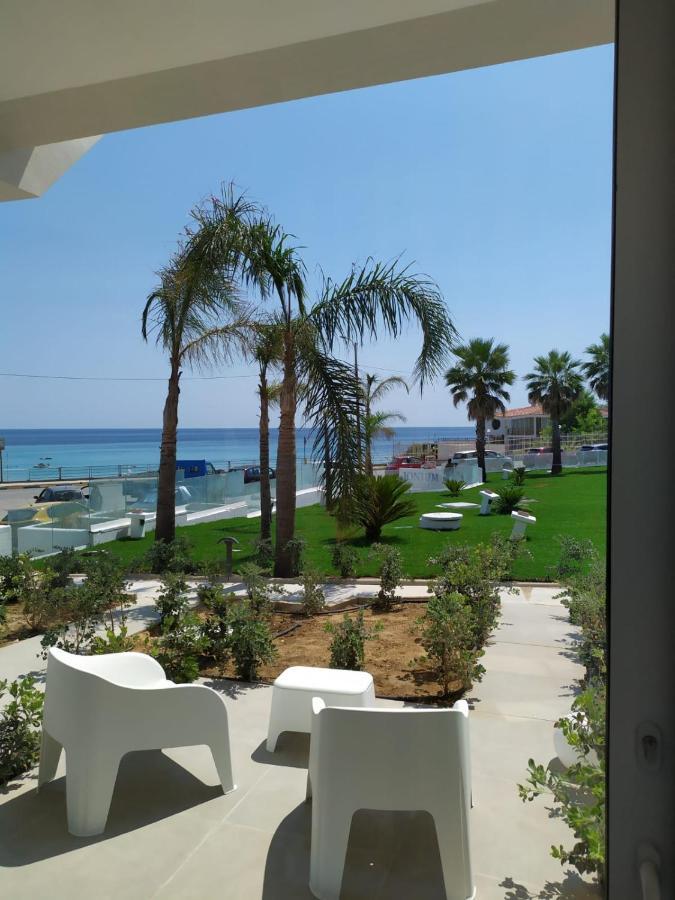 Jonium Hotel - Amazing Sea View And Swimming Pool Pulsano Exterior photo
