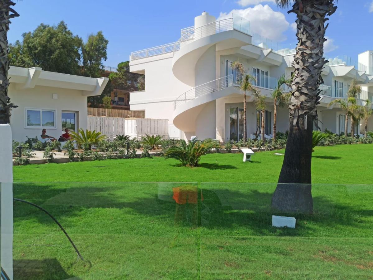 Jonium Hotel - Amazing Sea View And Swimming Pool Pulsano Exterior photo