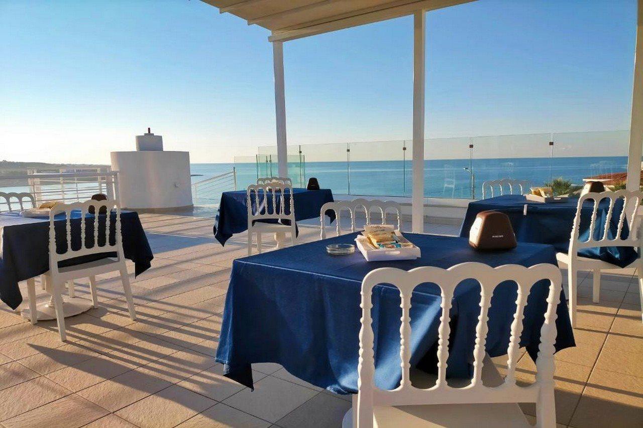 Jonium Hotel - Amazing Sea View And Swimming Pool Pulsano Exterior photo
