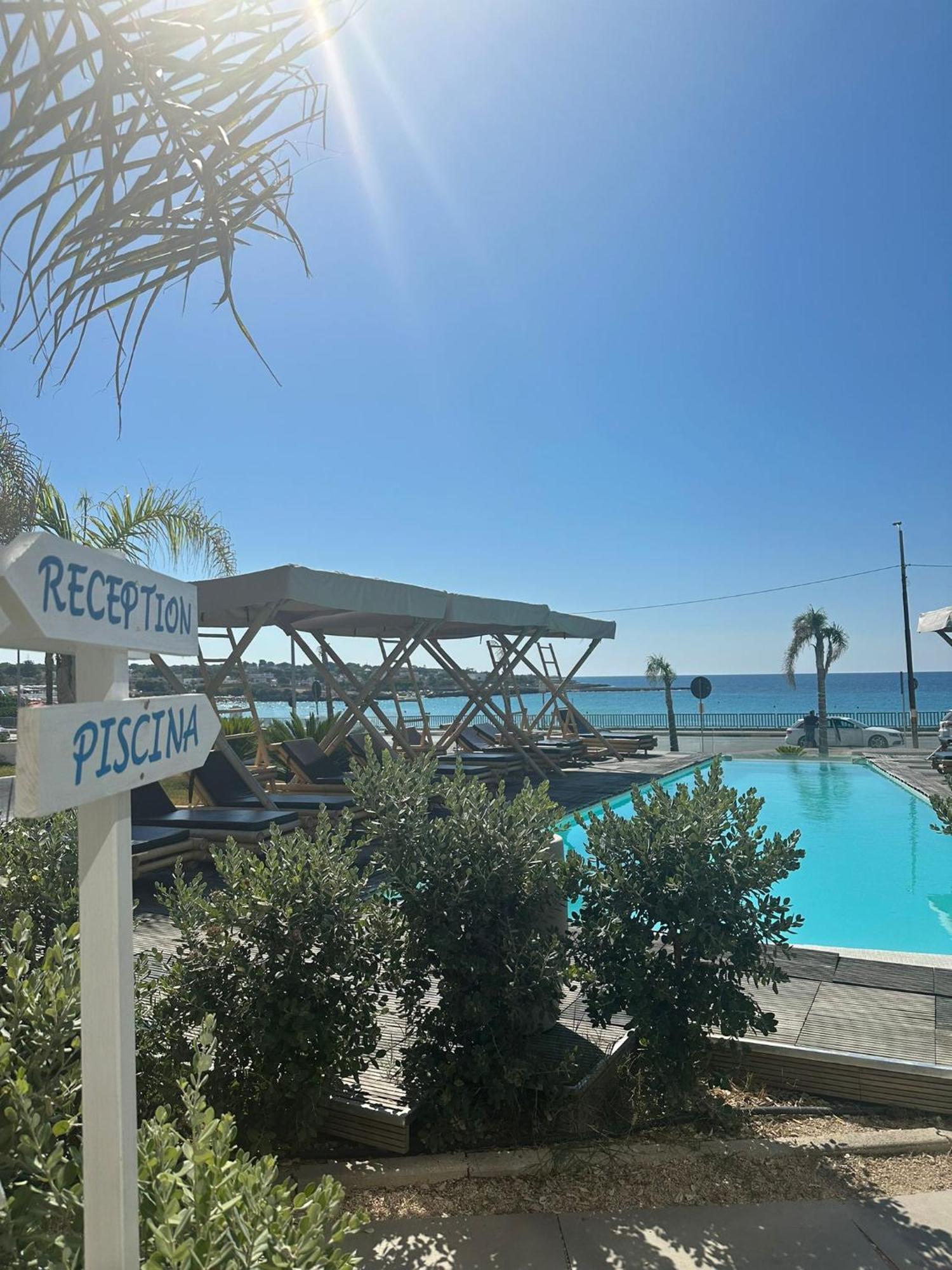 Jonium Hotel - Amazing Sea View And Swimming Pool Pulsano Exterior photo