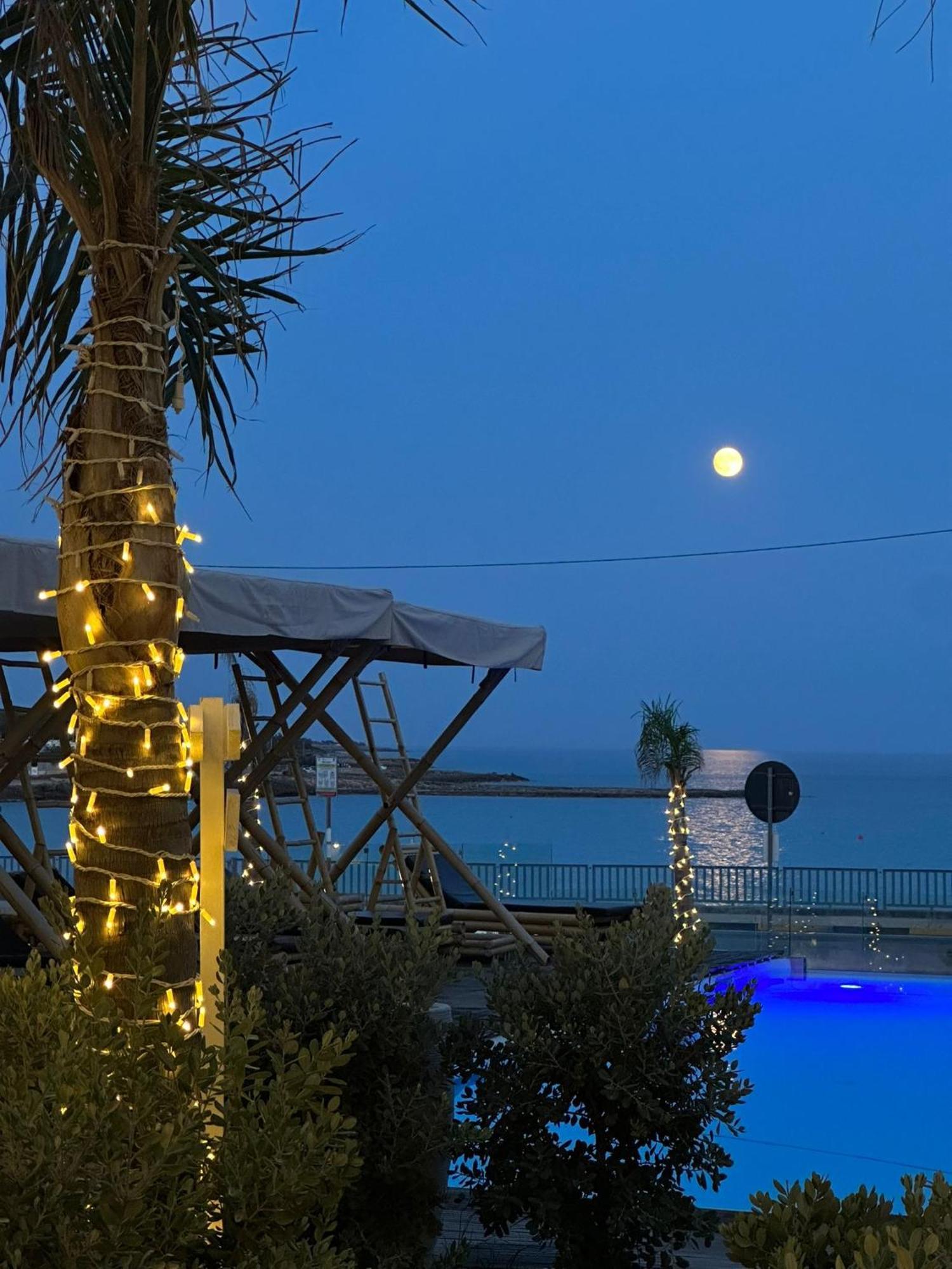 Jonium Hotel - Amazing Sea View And Swimming Pool Pulsano Exterior photo