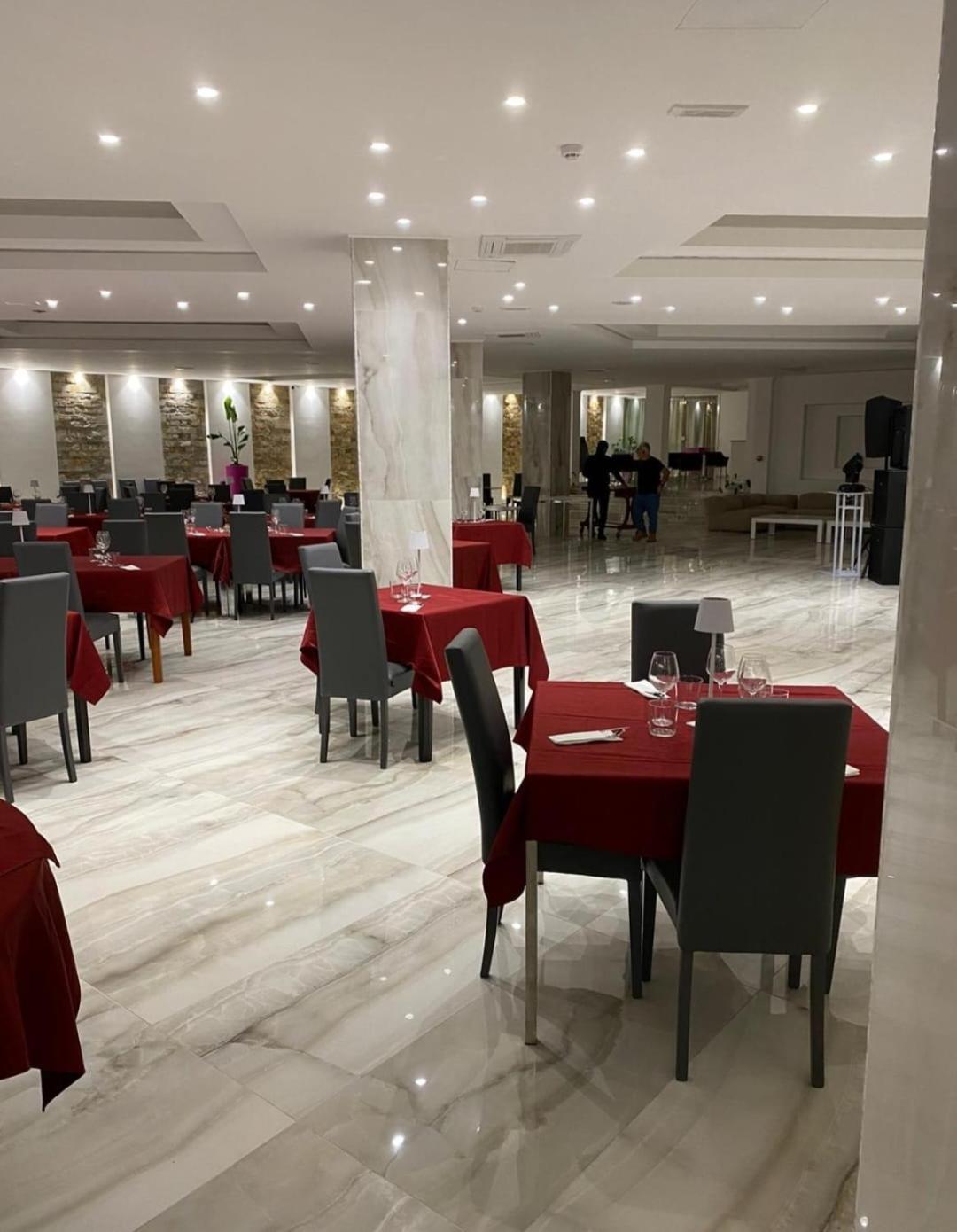 Jonium Hotel - Amazing Sea View And Swimming Pool Pulsano Exterior photo